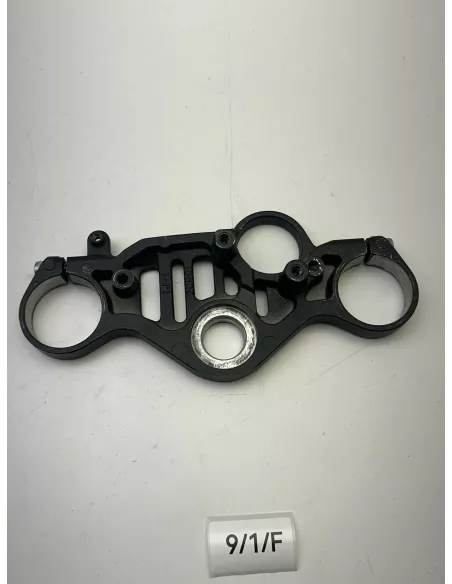 Té de fourche supérieur origine YAMAHA R1 2015 - 2026 – 2CR-23435-01