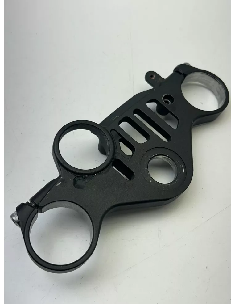 Té de fourche supérieur origine YAMAHA R1 2015 - 2026 – 2CR-23435-01