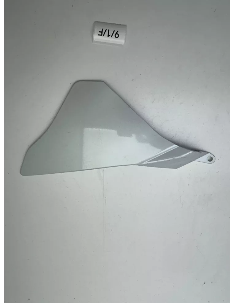 Cache sous réservoir gauche origine blanc YAMAHA R1 2015 - 2019 – 2CR-2842M-00