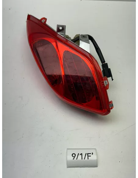 Bloc feu arrière et clignotant arrière gauche origine YAMAHA XMAX 125 2010 - 2013 – 37P-H4710-01