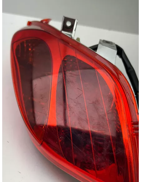 Bloc feu arrière et clignotant arrière gauche origine YAMAHA XMAX 125 2010 - 2013 – 37P-H4710-01