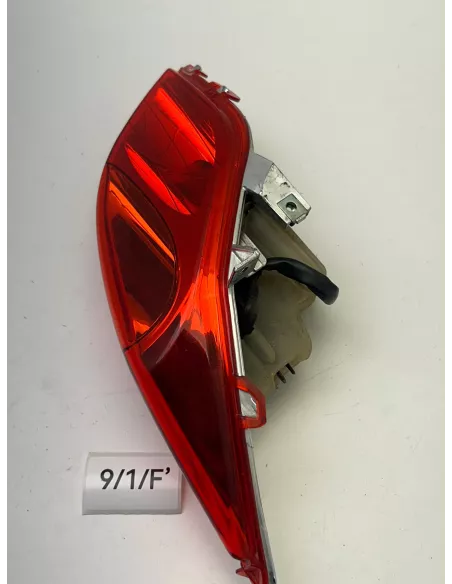 Bloc feu arrière et clignotant arrière droit origine YAMAHA XMAX 125 2010 - 2013 – 37P-H4730-01