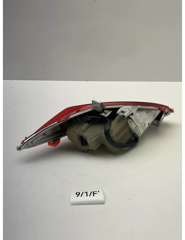 Bloc feu arrière et clignotant arrière droit origine YAMAHA XMAX 125 2010 - 2013 – 37P-H4730-01