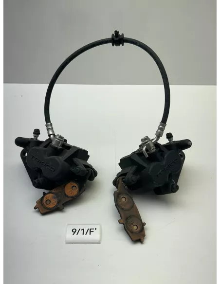 Paire d'étriers de frein avant origine KAWASAKI ER-6F 650 2010 - 2016 – 430800077DJ / 430800076DJ