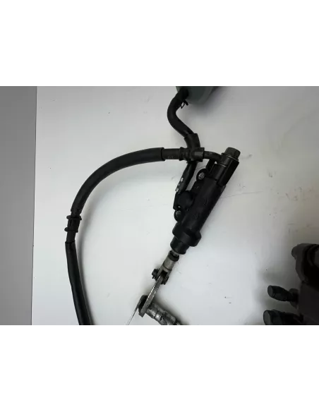 Etrier de frein arrière complet (avec platine) et maître cylindre (avec bocal) YAMAHA TDM 900 2002 - 2013 – 5PS-2580W-10 / 5PS-2