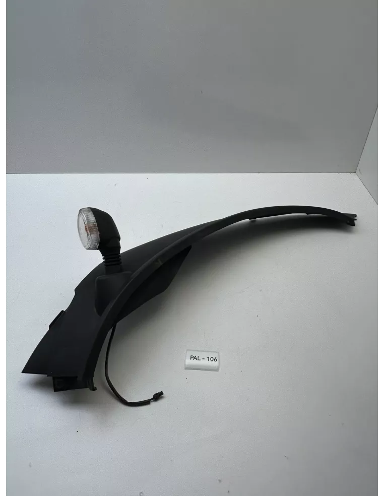 Coque arrière droite origine PIAGGIO MP3 500 2011 - 2014 – 672394