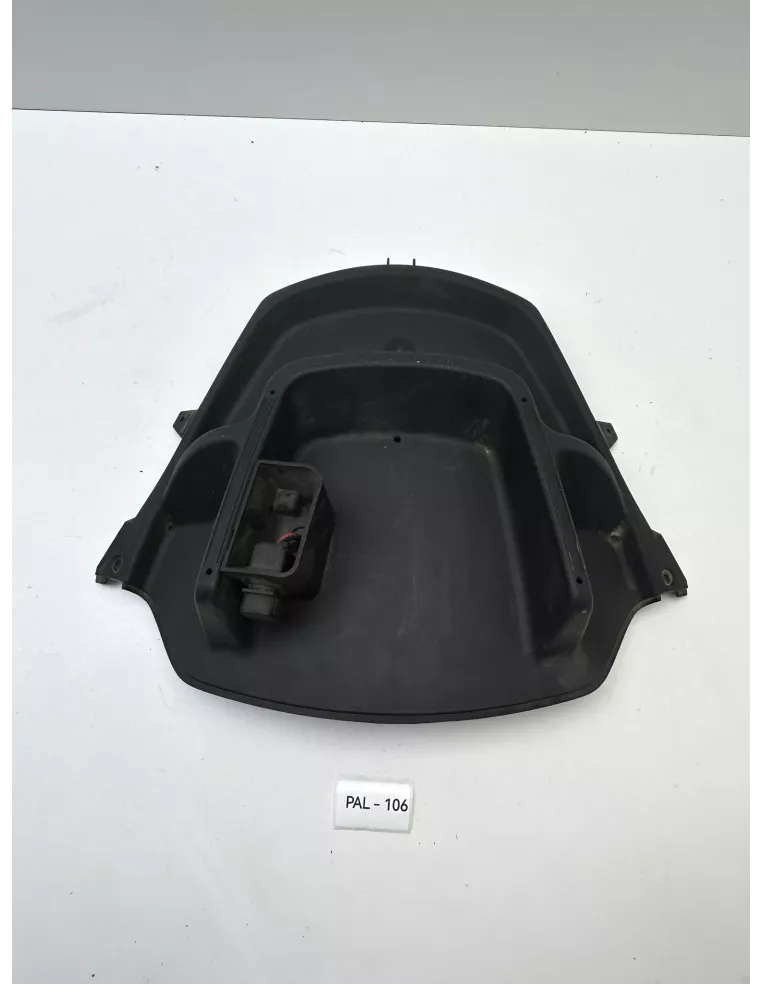 Cache sous bulle origine PIAGGIO MP3 500 2011 - 2014 – 673864