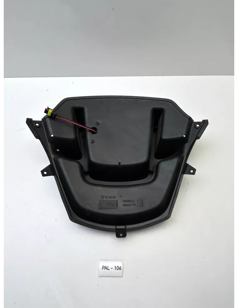 Cache sous bulle origine PIAGGIO MP3 500 2011 - 2014 – 673864