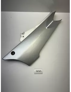 Flanc latéral droit sous selle origine gris YAMAHA FJR 1300 2001 - 2005 – 5JW-21721-00 2