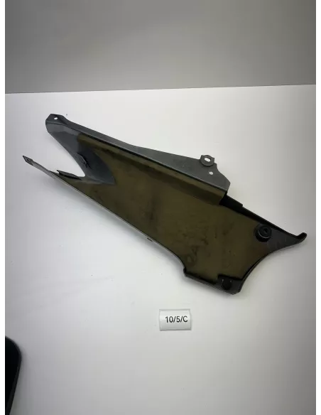 Flanc latéral droit sous selle origine gris YAMAHA FJR 1300 2001 - 2005 – 5JW-21721-00