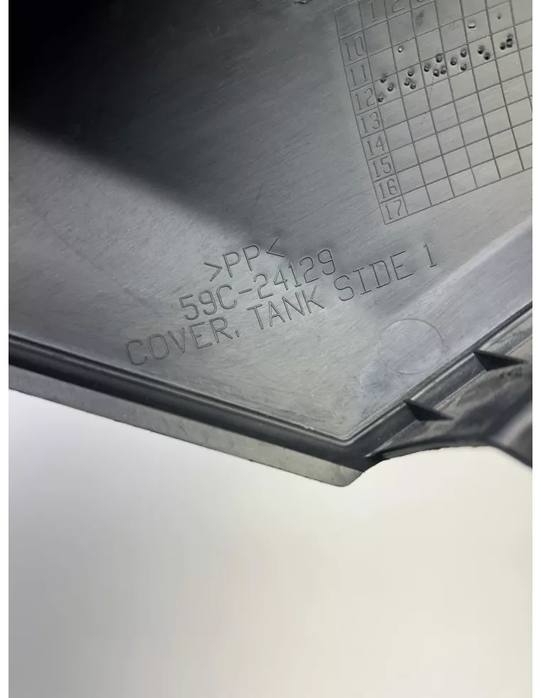 Cache latéral gauche origine YAMAHA TMAX 530 2012 - 2016 – 59C-24129-00