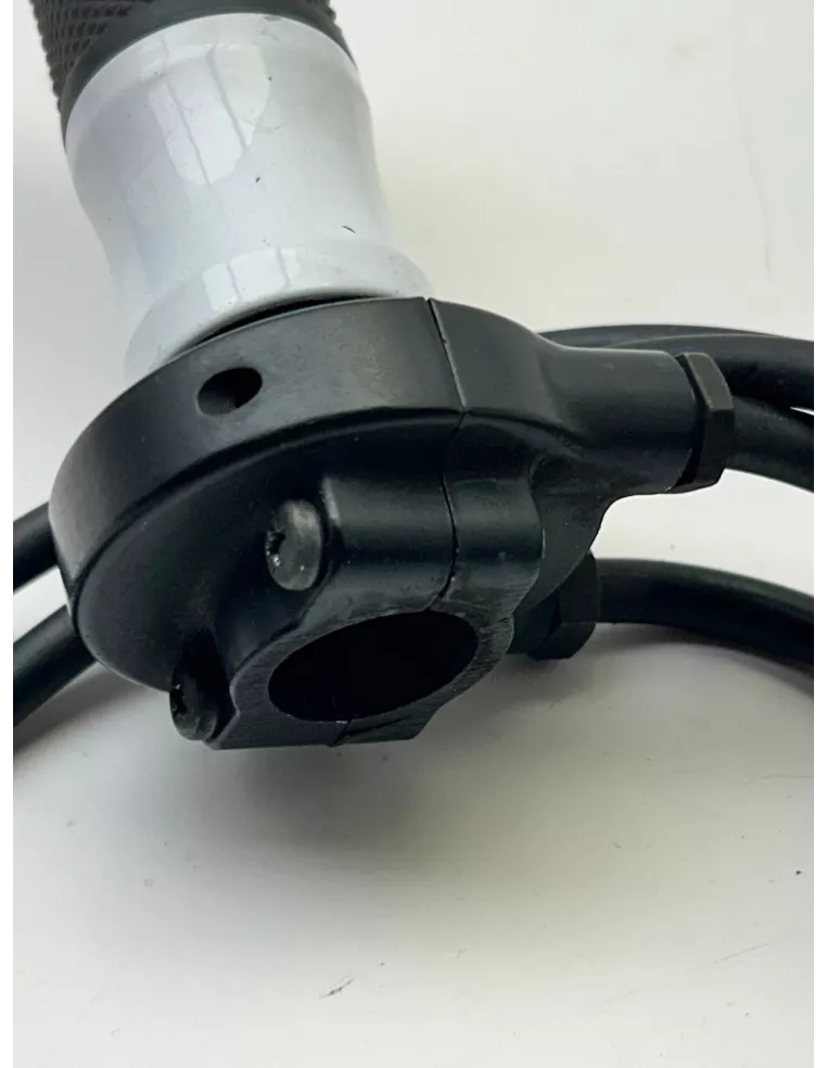Poignée d'accélérateur avec câble origine HONDA CB 1000 R 2008 - 2016 – 17910-MFN-D61 / 53140-MCF-000