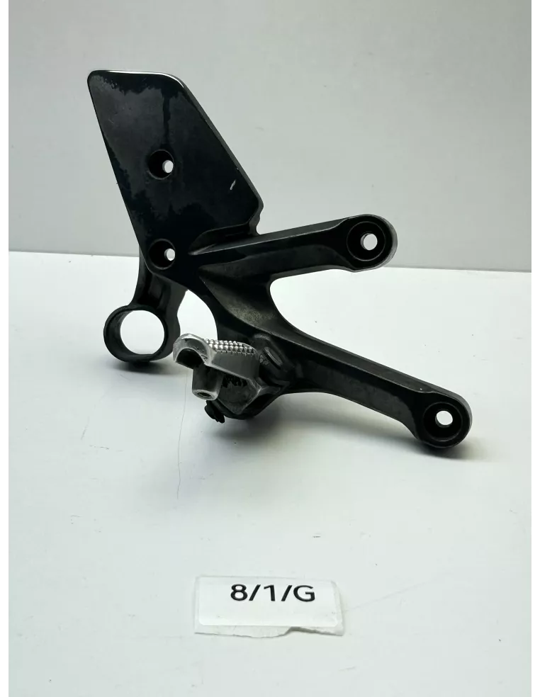 Platine de repose pied avant droit origine HONDA CB 1000 R 2008 - 2016 – 50655-MFN-D60
