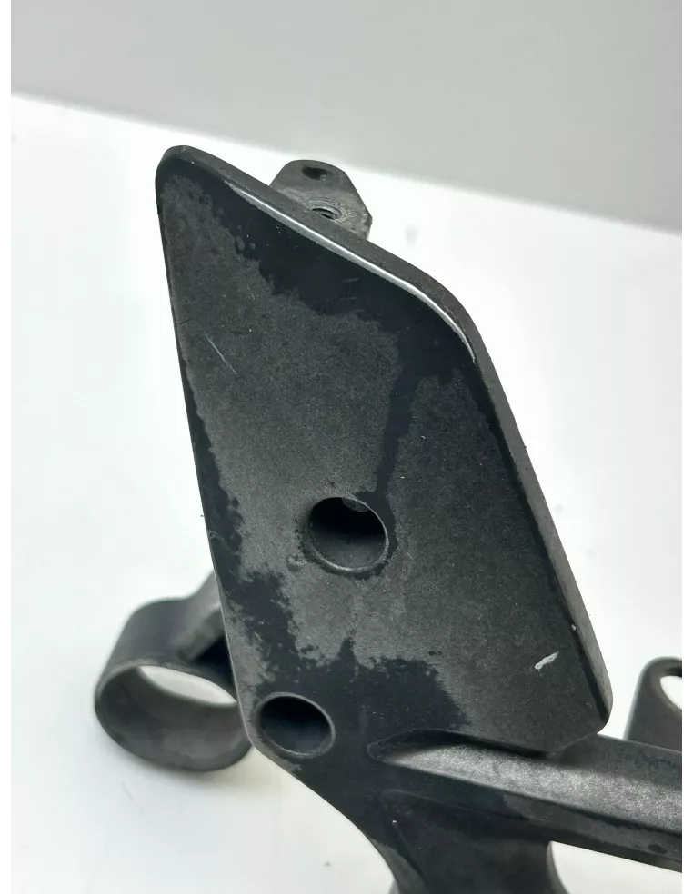 Platine de repose pied avant droit origine HONDA CB 1000 R 2008 - 2016 – 50655-MFN-D60