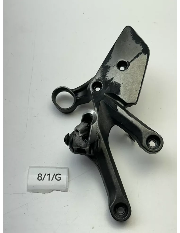 Platine de repose pied avant droit origine HONDA CB 1000 R 2008 - 2016 – 50655-MFN-D60