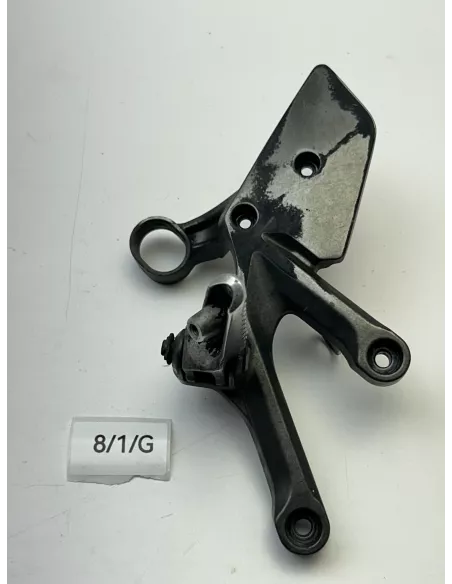Platine de repose pied avant droit origine HONDA CB 1000 R 2008 - 2016 – 50655-MFN-D60