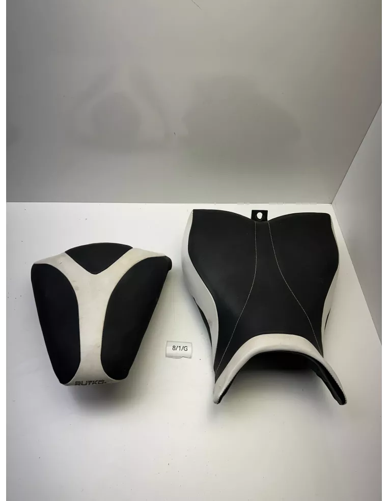 Selle pilote et passager personnalisées origine HONDA CB 1000 R 2008 - 2016 – 77100-MFN-D000 / 77300-MFN-D000