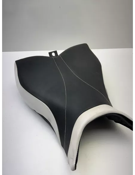 Selle pilote et passager personnalisées origine HONDA CB 1000 R 2008 - 2016 – 77100-MFN-D000 / 77300-MFN-D000