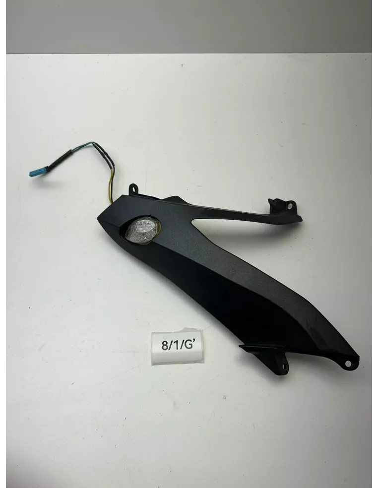 Couvercle de phare droit origine HONDA CB 1000 R  2008 - 2016 – 64211-MFN-0000