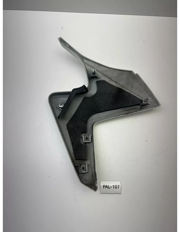 Ecope de radiateur gauche blanche origine HONDA CB 1000 R 2008 - 2016 – 19230-MFN-D00ZA