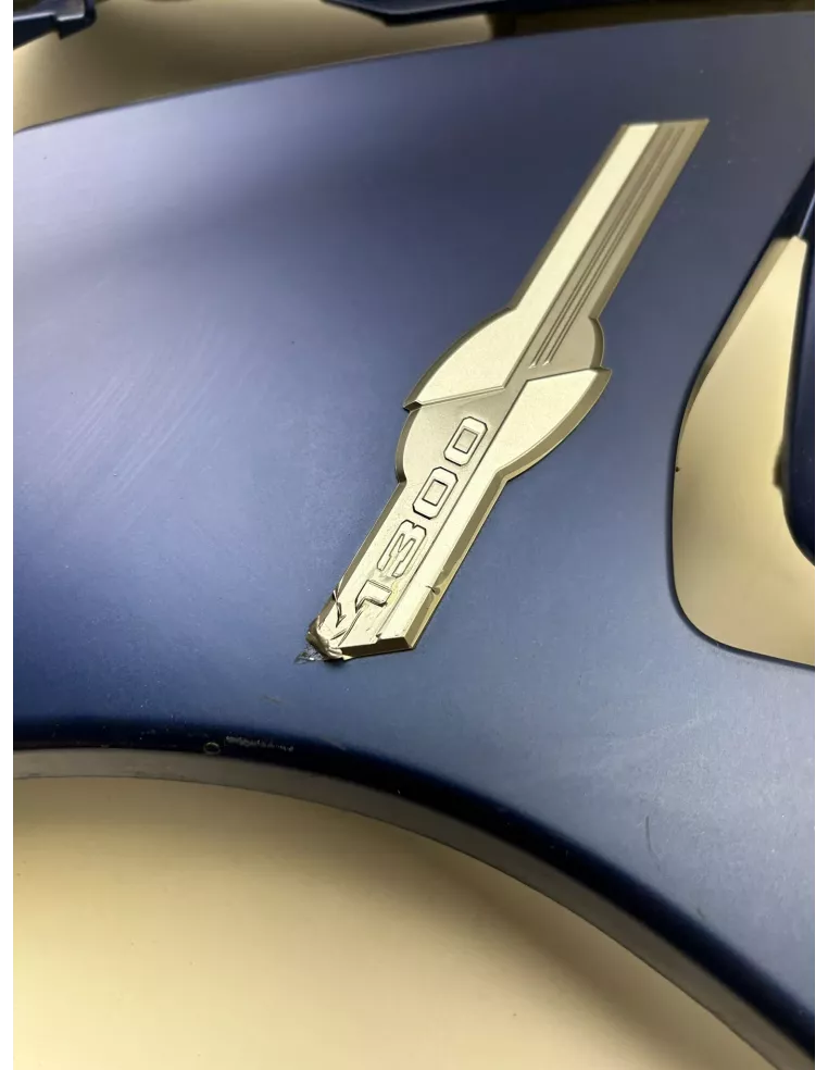 Flanc de carénage gauche origine YAMAHA FJR 1300 2013 - 2025 – 1MC-2835J-00