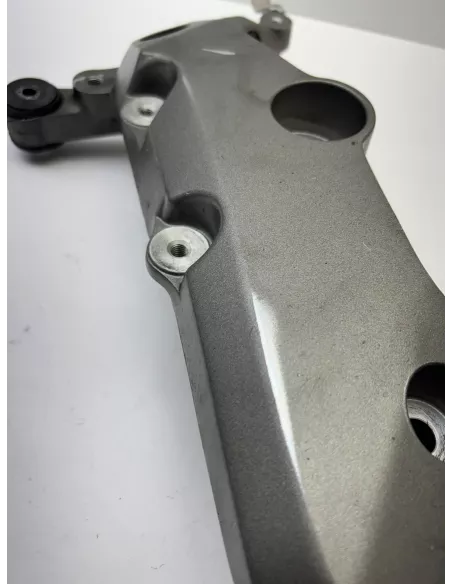 Support moteur gauche origine HONDA CB 1000 R 2008 - 2016 – 50700-MFN-D60